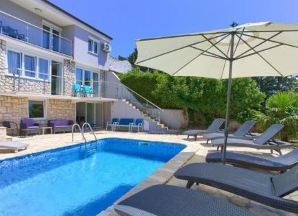 Вилла за 620 000 евро в Нови-Винодольски, Хорватия