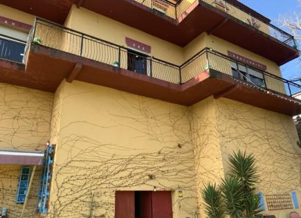 Отель, гостиница за 790 000 евро в Вандельос-и-ла-Оспиталет-дель-Инфант, Испания