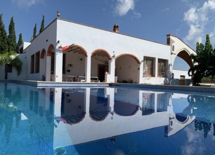 Вилла за 950 000 евро в Монбрио-дель-Камп, Испания