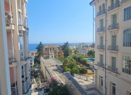 Апартаменты за 450 000 евро в Империи, Италия