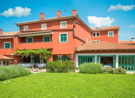 Дом за 990 000 евро в Сежане, Словения