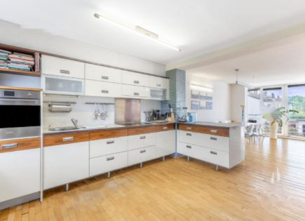 Квартира за 598 000 евро в Любляне, Словения