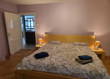 Квартира за 350 000 евро в Пиране, Словения