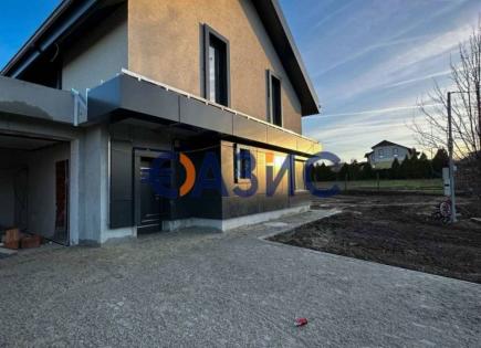 Дом за 255 000 евро в Приселци, Болгария