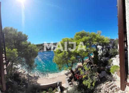 Дом за 690 000 евро в Рогознице, Хорватия