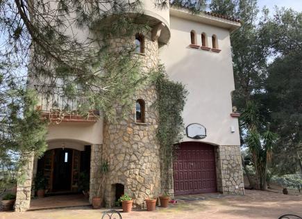 Дом за 570 000 евро в Монбрио-дель-Камп, Испания