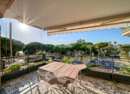 Квартира за 690 000 евро в Каннах, Франция