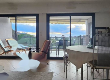 Квартира за 590 000 евро в Каннах, Франция