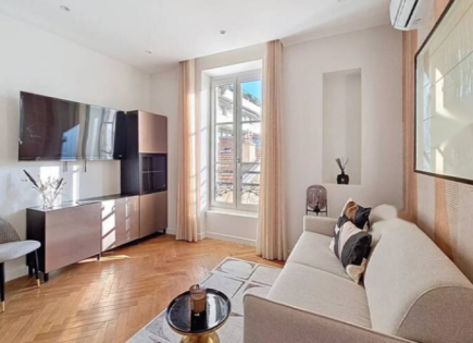 Квартира за 295 000 евро в Каннах, Франция