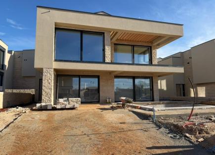 Квартира за 611 915 евро в Умаге, Хорватия