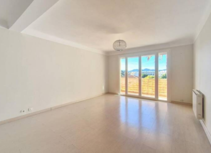 Квартира за 278 000 евро в Каннах, Франция