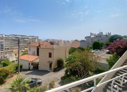 Квартира за 262 000 евро в Каннах, Франция