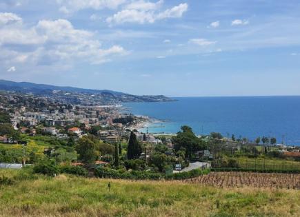 Апартаменты за 240 000 евро в Сан-Ремо, Италия