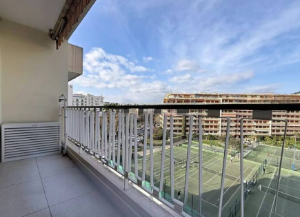 Квартира за 371 000 евро в Каннах, Франция