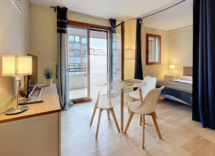 Квартира за 260 000 евро в Каннах, Франция