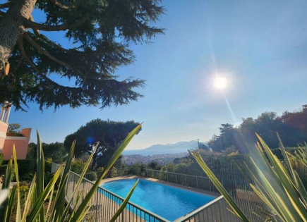 Квартира за 399 000 евро в Каннах, Франция