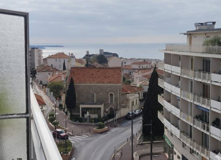 Квартира за 168 000 евро в Каннах, Франция