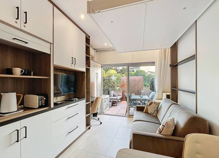 Квартира за 241 500 евро в Каннах, Франция