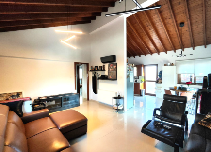 Квартира за 445 000 евро в Пареклисии, Кипр