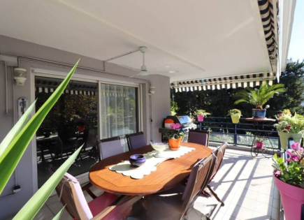 Квартира за 349 000 евро в Каннах, Франция