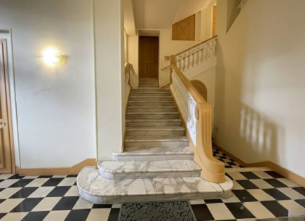 Квартира за 224 000 евро в Каннах, Франция