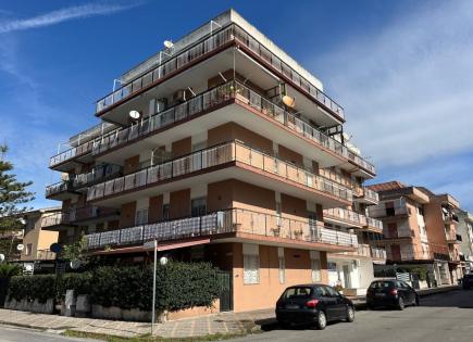 Квартира за 74 000 евро в Скалее, Италия