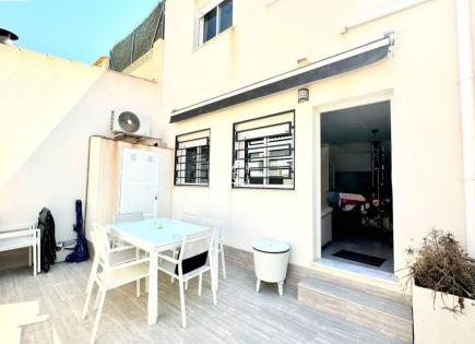 Шале за 1 000 евро за месяц в Ла Марине, Испания