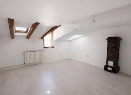 Квартира за 480 000 евро в Опатии, Хорватия