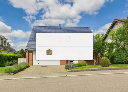 Квартира за 1 050 000 евро в Люксембурге, Люксембург