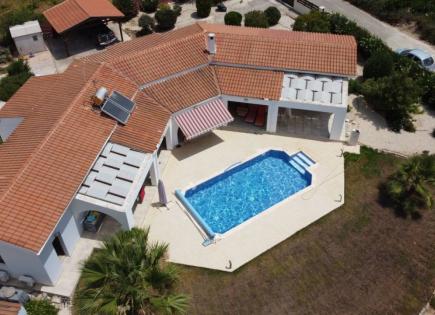 Бунгало за 595 000 евро в Пафосе, Кипр