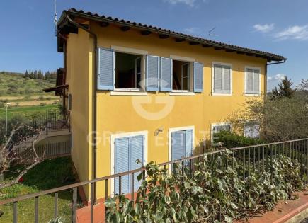 Апартаменты за 145 000 евро в Четоне, Италия