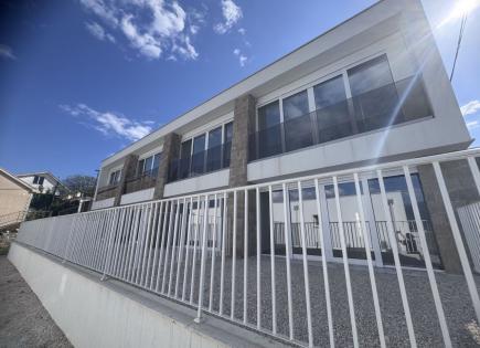 Коттедж за 240 000 евро на полуострове Луштица, Черногория