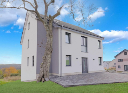 Квартира за 970 000 евро в Люксембурге, Люксембург