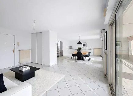 Квартира за 449 000 евро в Каннах, Франция