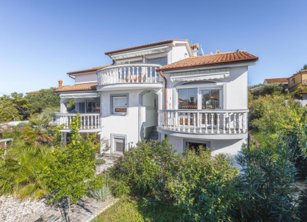 Дом за 980 000 евро в Копере, Словения