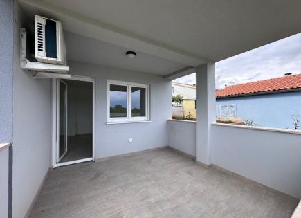 Квартира за 275 000 евро в Пуле, Хорватия