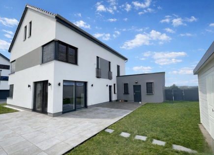 Квартира за 1 100 000 евро в Дикирхе, Люксембург