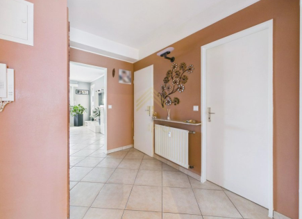 Квартира за 480 000 евро в Люксембурге, Люксембург