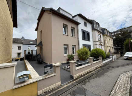 Квартира за 735 000 евро в Люксембурге, Люксембург