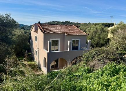 Отель, гостиница за 320 000 евро на Корфу, Греция