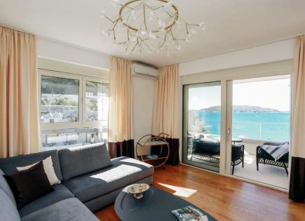 Квартира за 665 000 евро в Рафаиловичах, Черногория