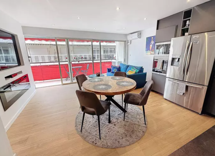 Квартира за 463 000 евро в Каннах, Франция