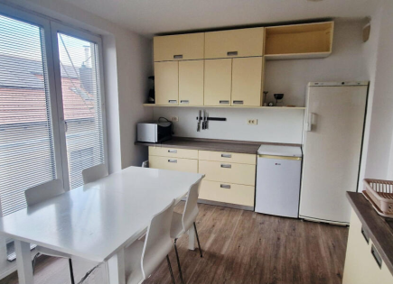 Квартира за 310 000 евро в Любляне, Словения