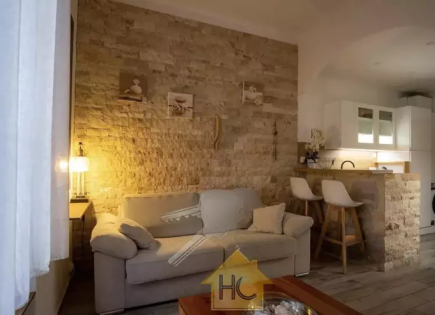 Квартира за 246 000 евро в Каннах, Франция