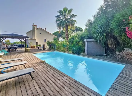 Квартира за 890 000 евро в Каннах, Франция