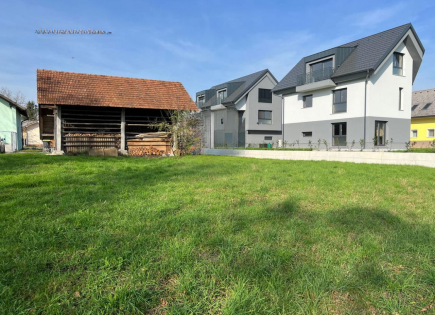 Земля за 445 000 евро в Любляне, Словения