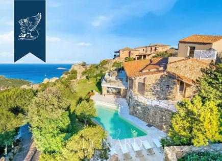 Вилла за 2 850 000 евро в Порто Черво, Италия