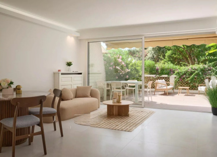 Квартира за 835 000 евро в Каннах, Франция