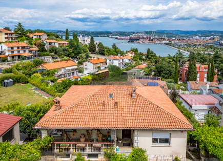 Дом за 950 000 евро в Копере, Словения