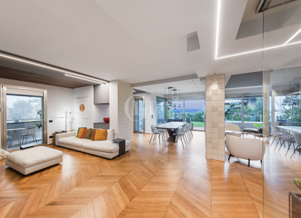 Апартаменты за 1 495 000 евро в Дезенцано-дель-Гарда, Италия